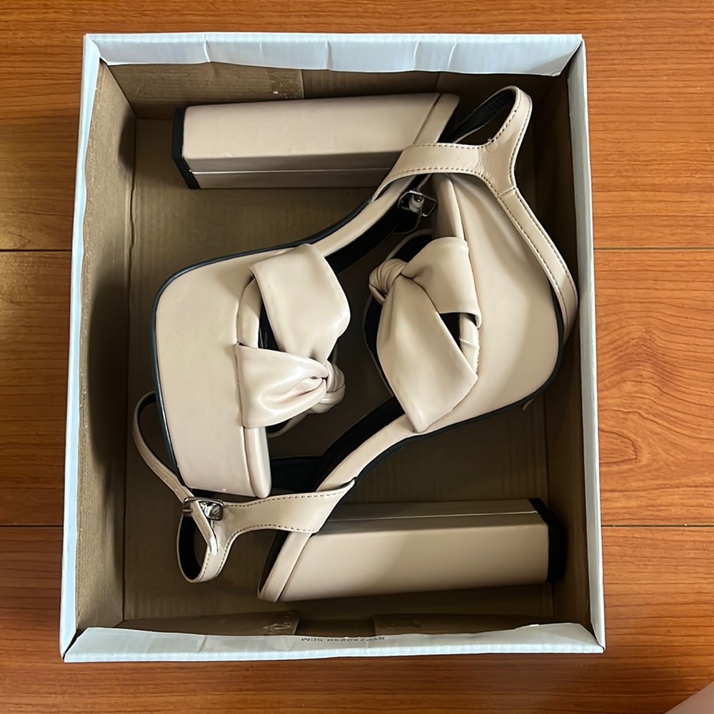 Wild Diva Lounge heels